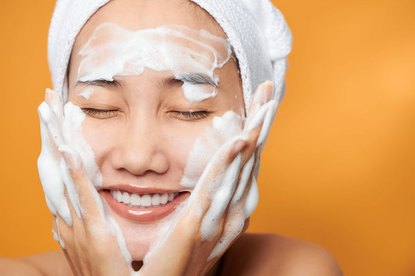 DIY清爽潔面泡泡配方 DIY Refreshing Facial Cleaning Mousse